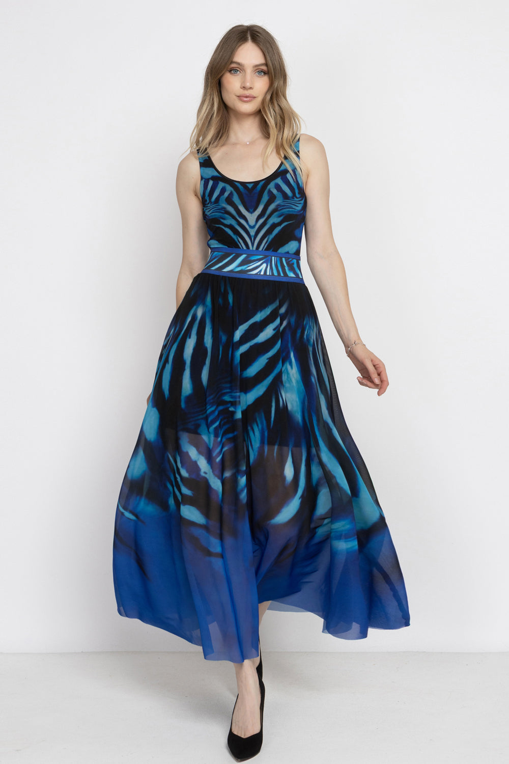 FLARED MESH SKIRT WITH MODAL LINING - SHADES OF BLUE