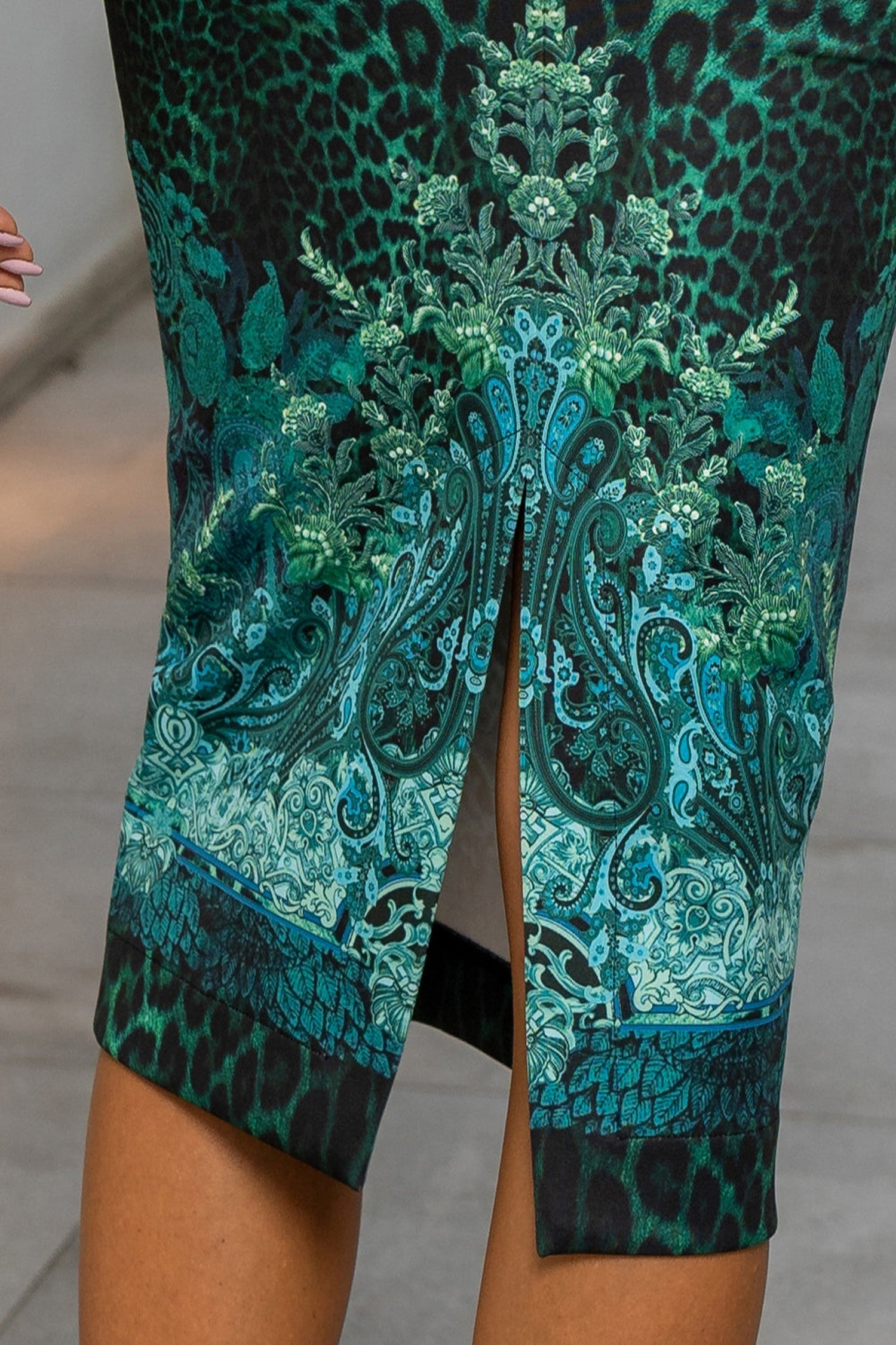 ПОЛА ДО КОЛЯНОТО - LEO NEON GREEN