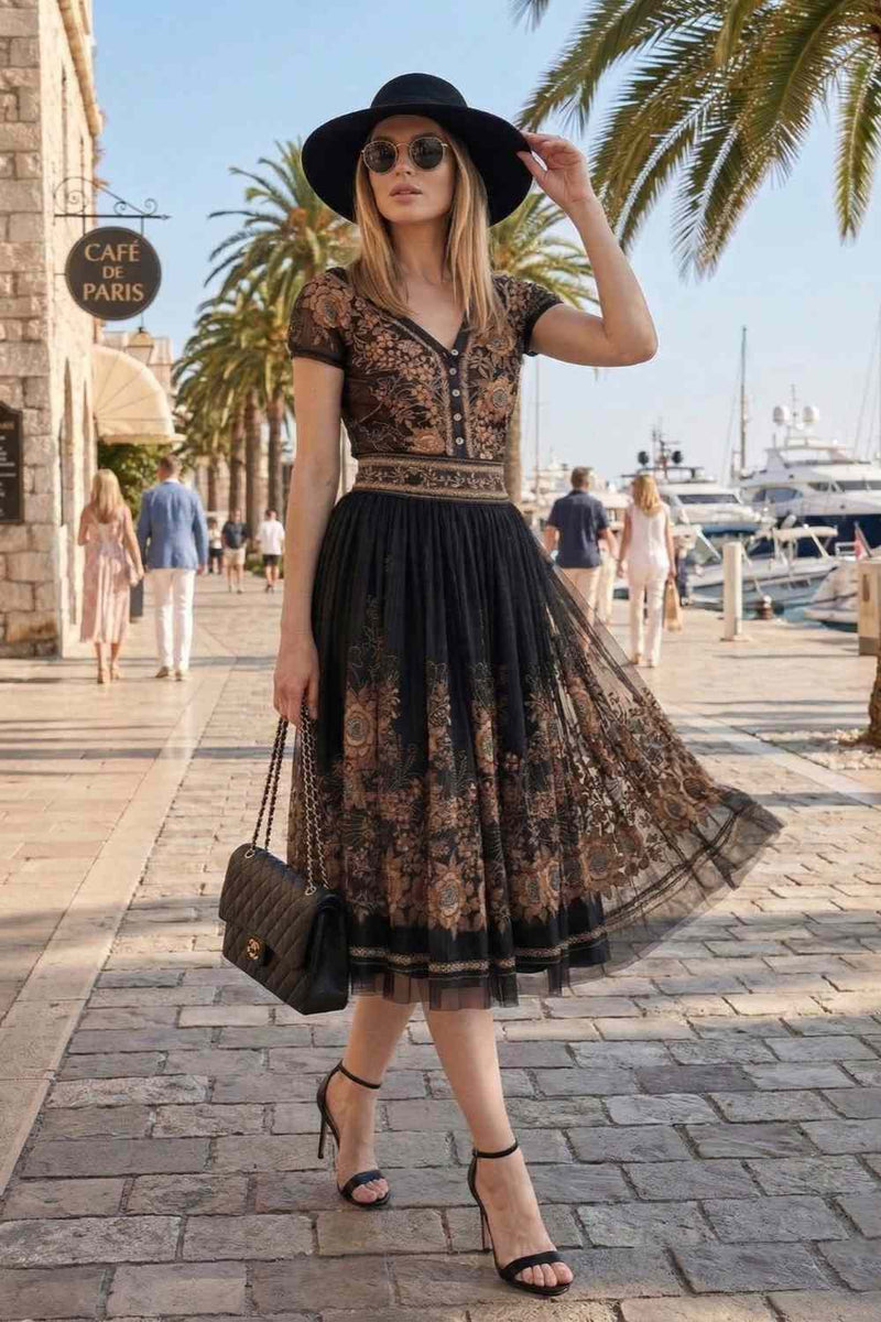 MESH SKIRT WITH ELASTIC WAIST AND VISCOSE LINING - GOLDEN ROSES JIORO ПОЛА ОТ МРЕЖА С ЕЛАСТИЧЕН КОЛАН И ВИСКОЗНА ПОДПЛАТА - GOLDEN ROSES JIORO