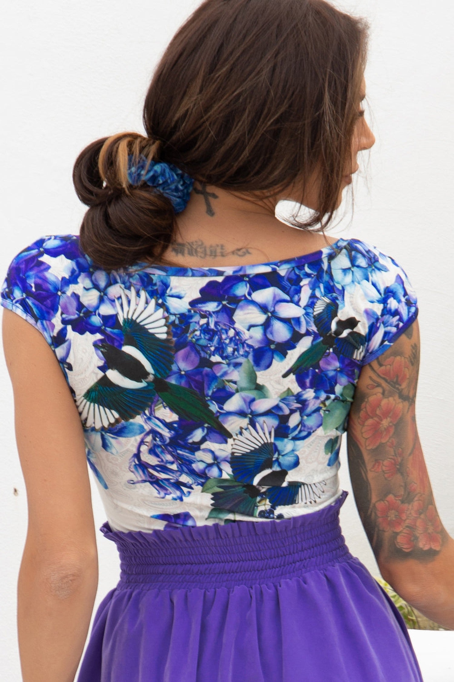 BASIC T-SHIRT - BLUE BIRDS