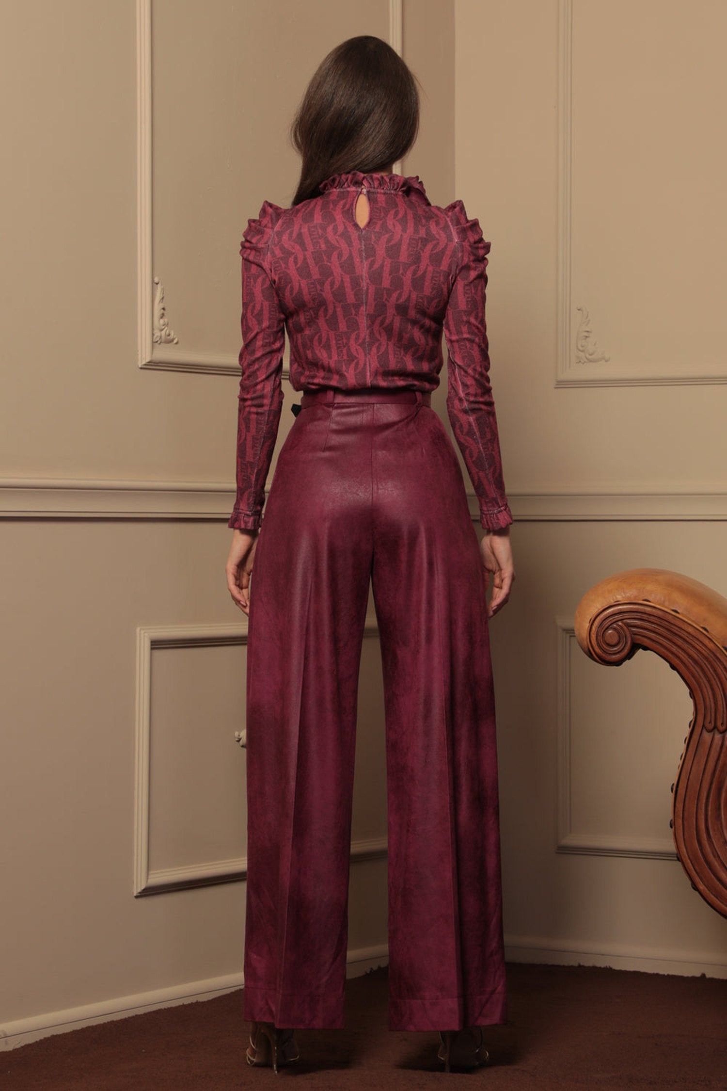БЛУЗА ОТ ФИНО ПЛЕТИВО - BURGUNDY LOGO