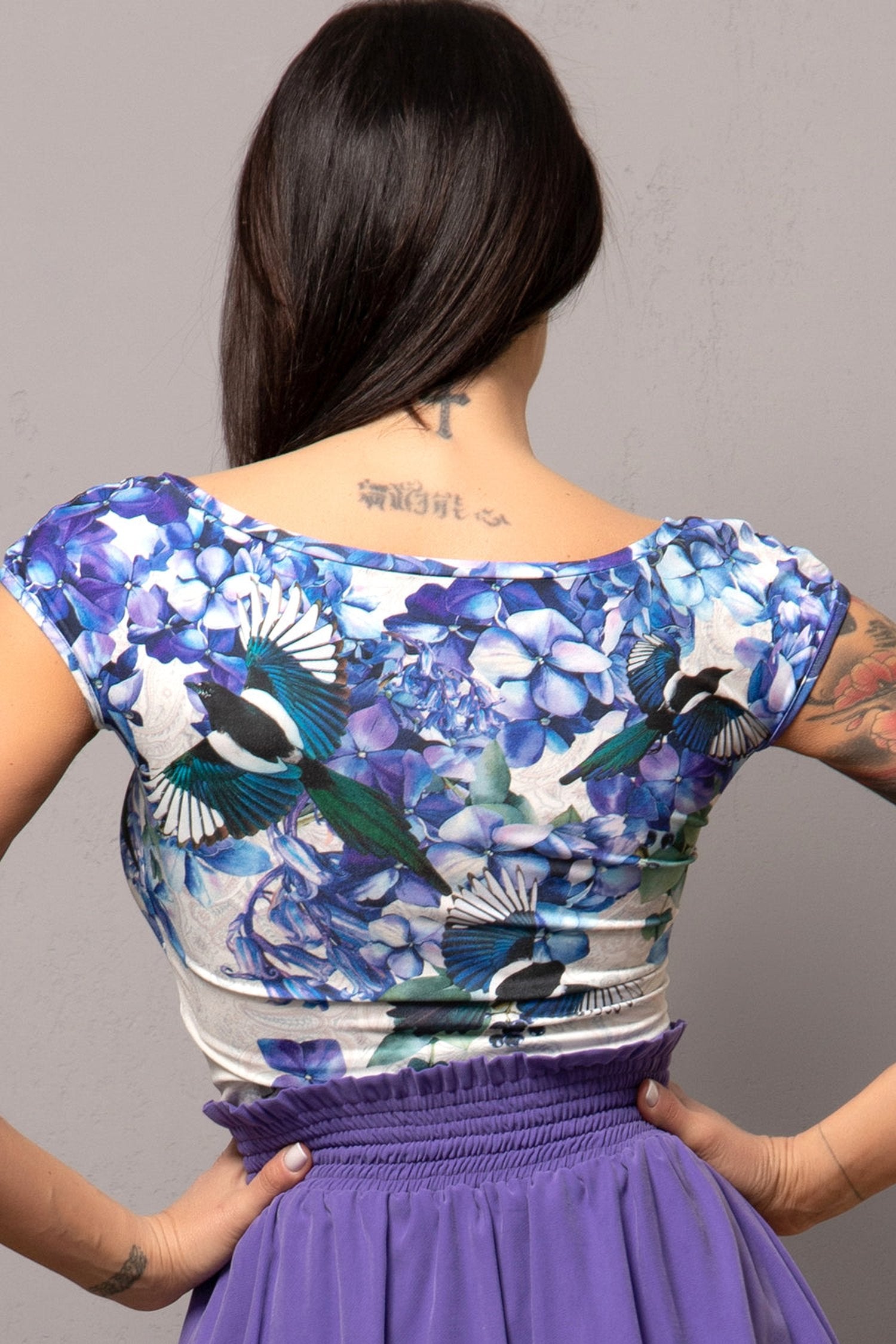 BASIC T-SHIRT - BLUE BIRDS