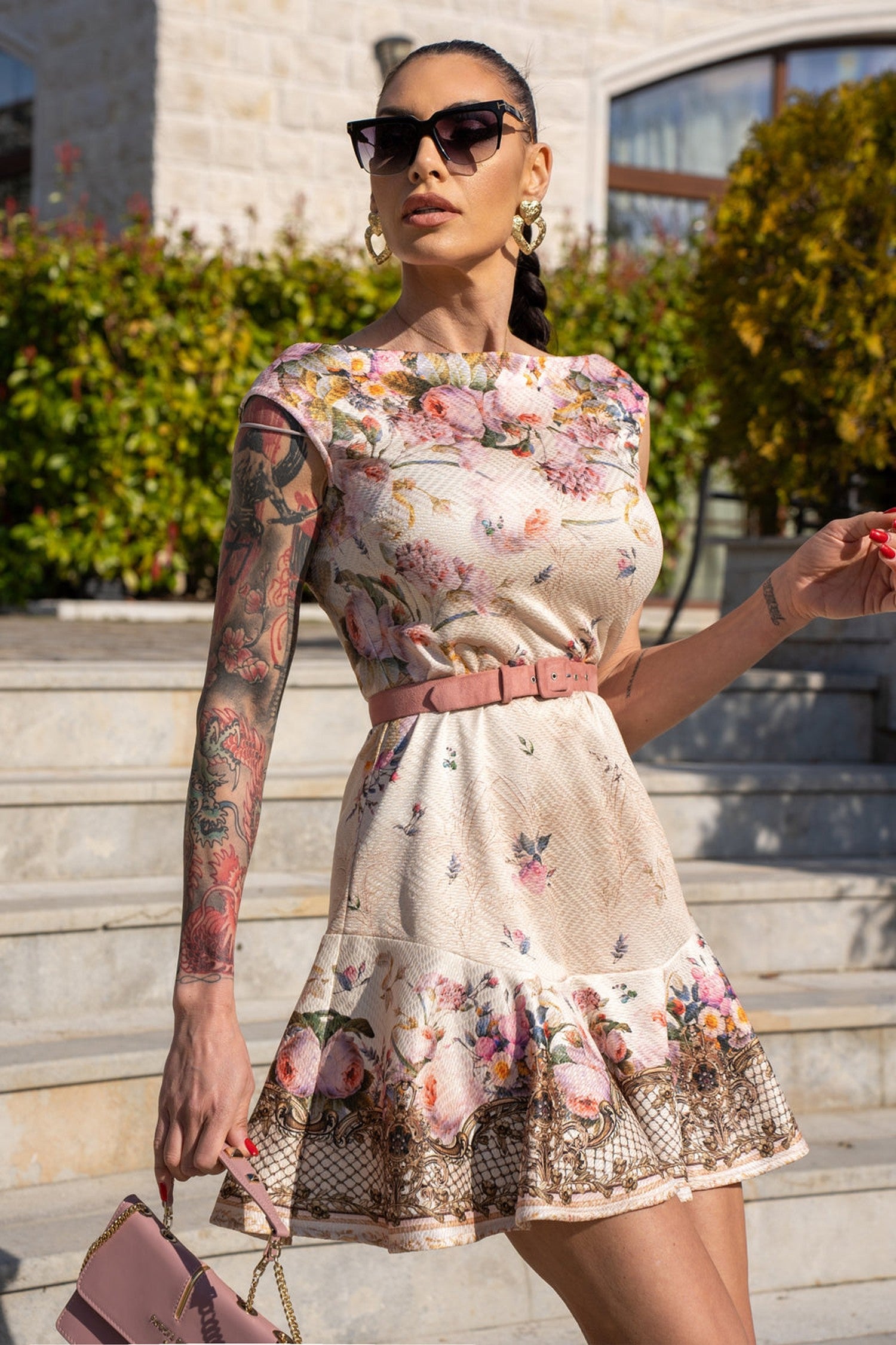 COQUETTISH DRESS -  BAROQUE FLOWERS