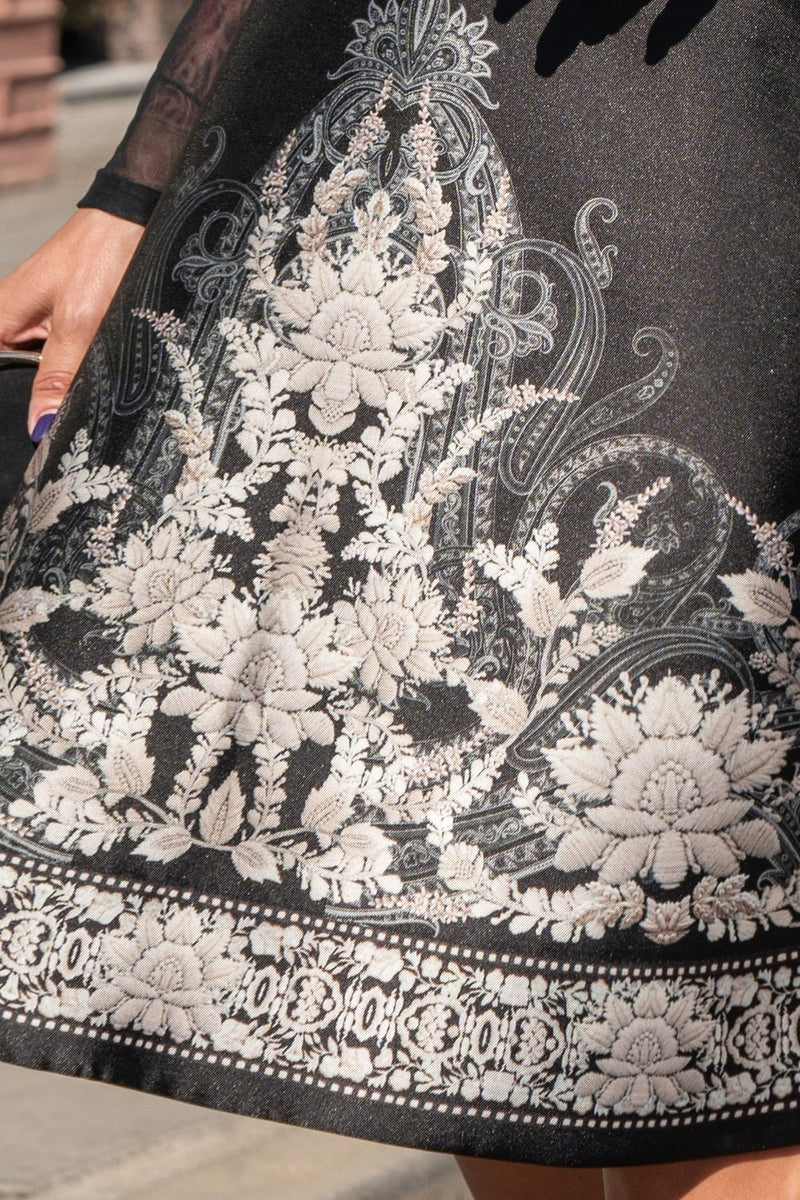 РАЗКРОЕНА ПОЛА - FROZEN LOTUS