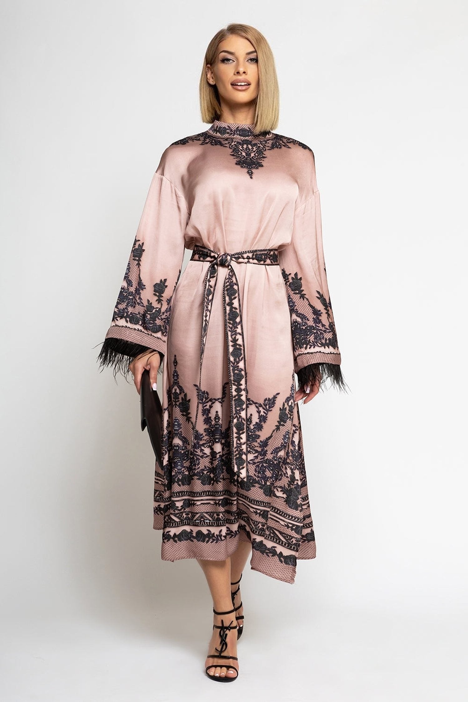 VISCOSE SATIN CAFTAN WITH FEATHERS - GRAFFITI POWDER