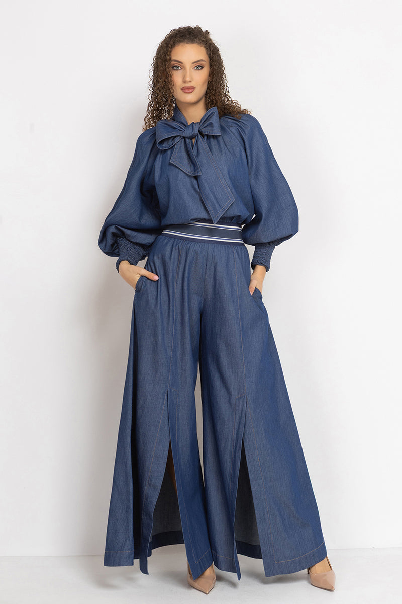 HIGH-WAISTED FLARED DENIM PANTS WITH FRONT SLITS - ESSENTIALS JIORO ПАНТАЛОН ОТ ТЪНЪК ДЕНИМ С ВИСОКА ТАЛИЯ И ЦЕПКИ – ESSENTIALS JIORO