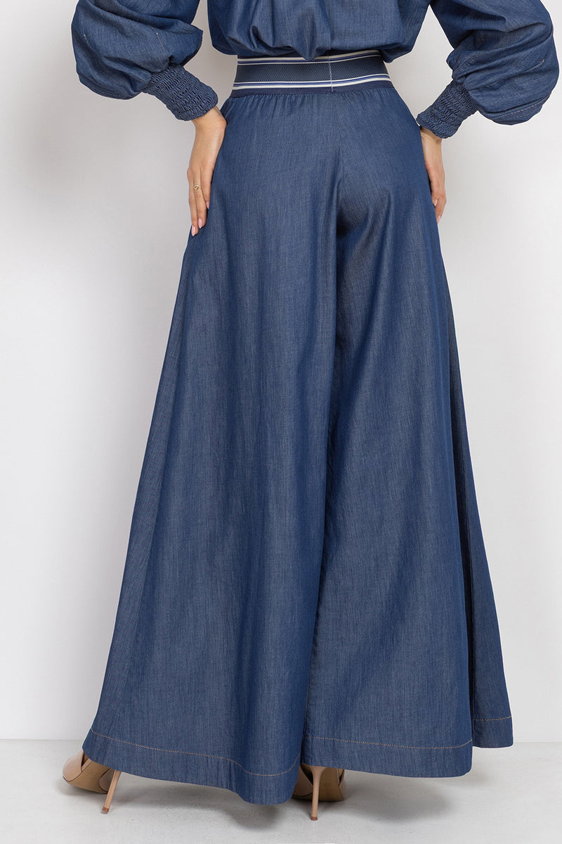 HIGH-WAISTED FLARED DENIM PANTS WITH FRONT SLITS - ESSENTIALS JIORO ПАНТАЛОН ОТ ТЪНЪК ДЕНИМ С ВИСОКА ТАЛИЯ И ЦЕПКИ – ESSENTIALS JIORO