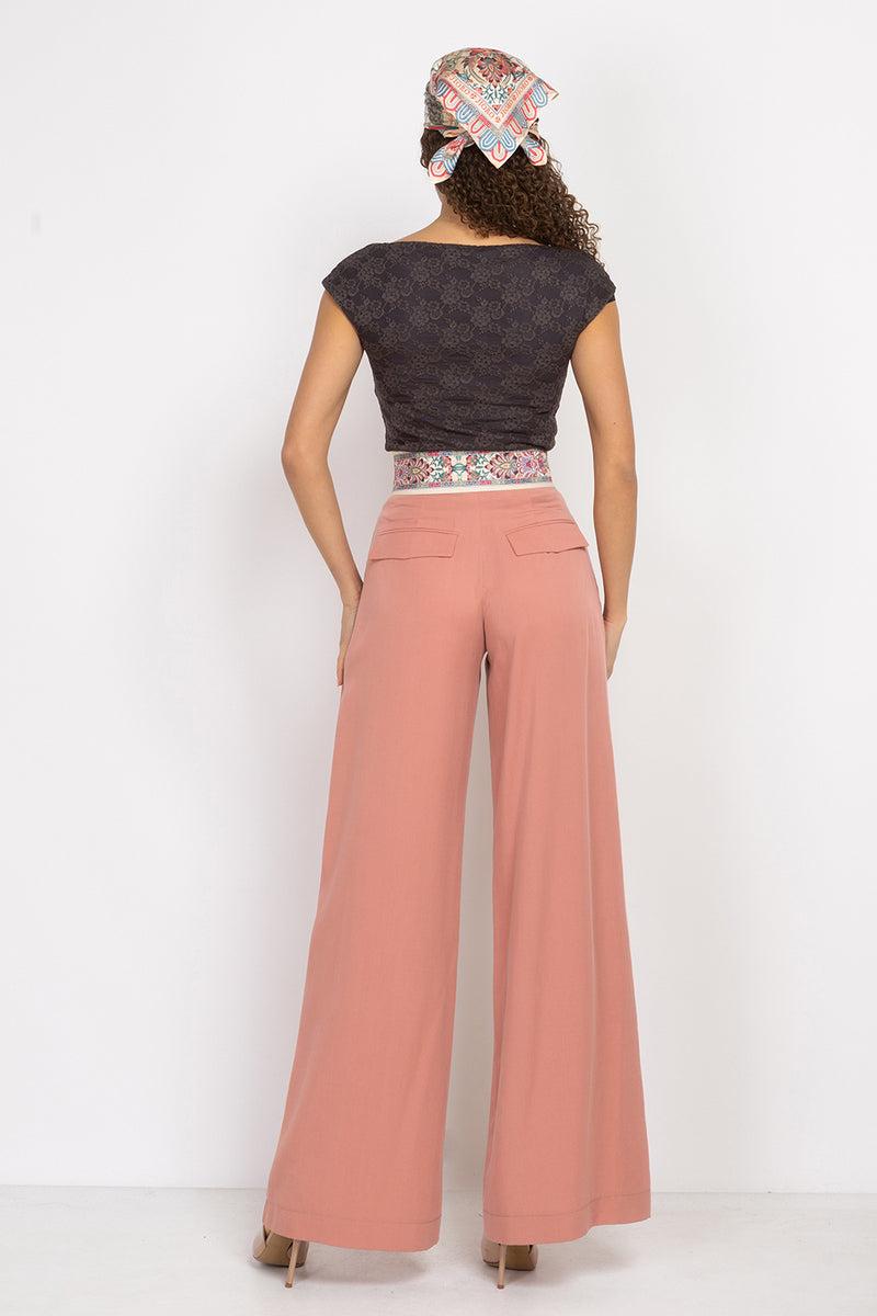 POWDER LOOSE-FIT LYOCELL PANTS WITH PLEATS - ESSENTIALS JIORO СВОБОДЕН ПАНТАЛОН ОТ ЛИОСЕЛ В ЦВЯТ ПУДРА - ESSENTIALS JIORO