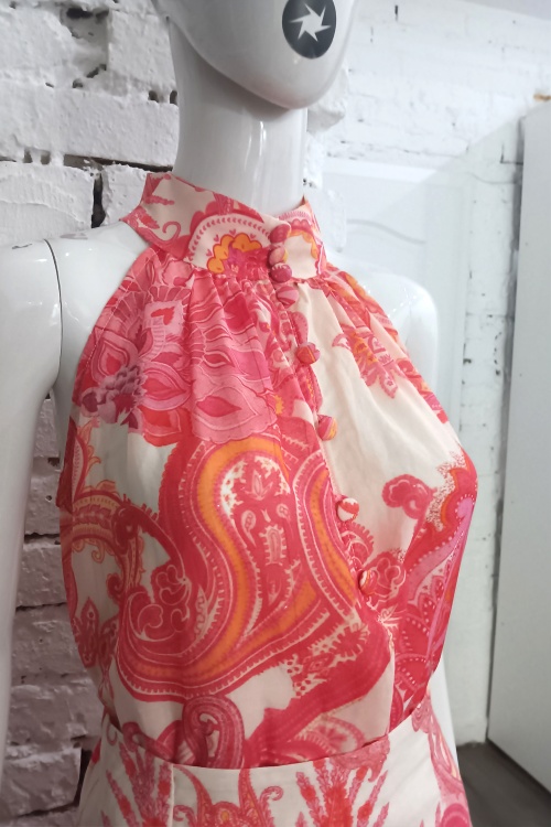 ПАМУЧНА РИЗА С КОПЧЕТА БЕЗ РЪКАВИ - PAISLEY RED FLOWERS - изглед 3